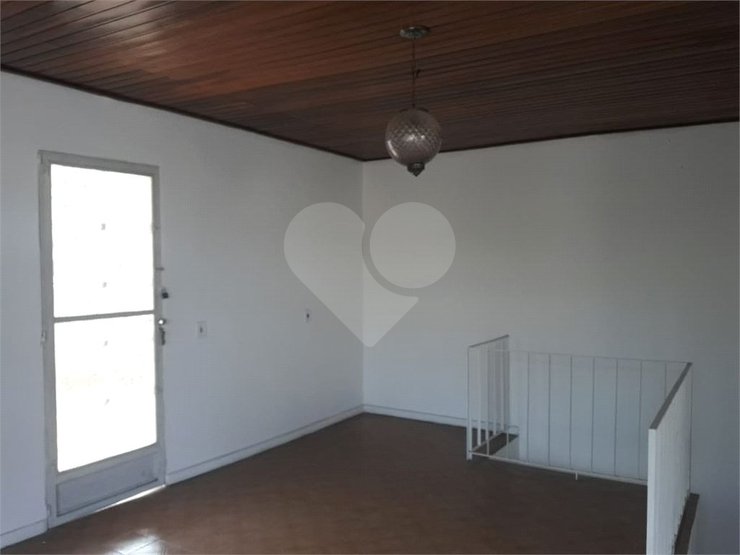 Casa à venda com 3 quartos, 230m² - Foto 23