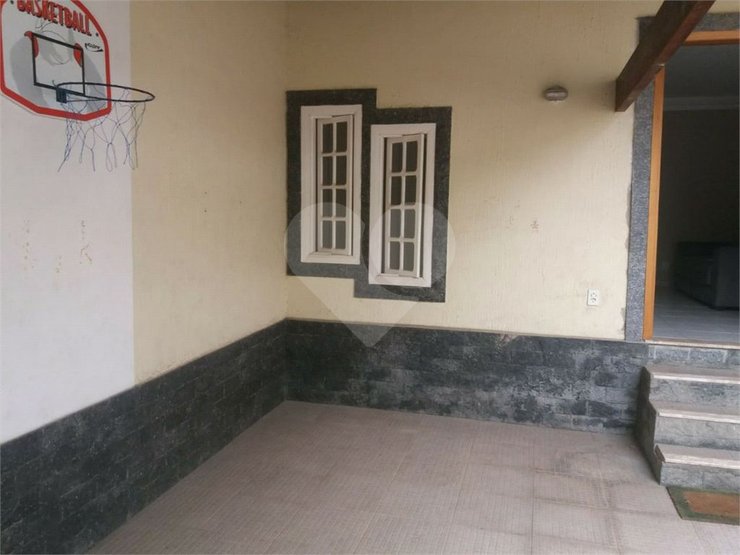 Casa de Condomínio à venda com 3 quartos, 161m² - Foto 4