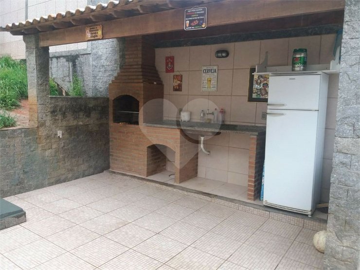 Casa de Condomínio à venda com 3 quartos, 161m² - Foto 1