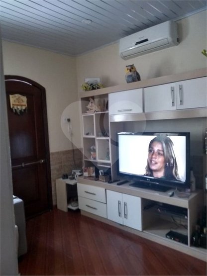 Casa à venda com 3 quartos, 82m² - Foto 3