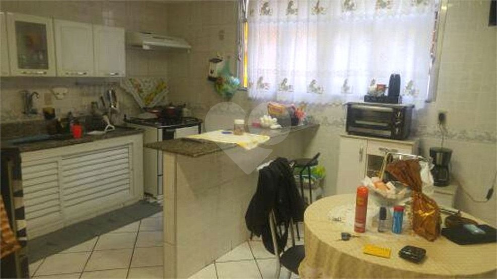 Casa à venda com 4 quartos, 170m² - Foto 12