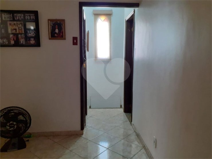 Casa à venda com 1 quarto, 270m² - Foto 10