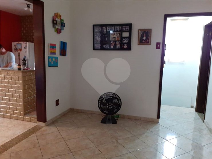 Casa à venda com 1 quarto, 270m² - Foto 9