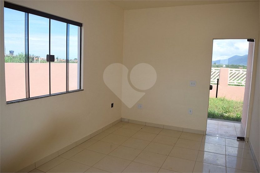 Casa à venda com 2 quartos, 360m² - Foto 15