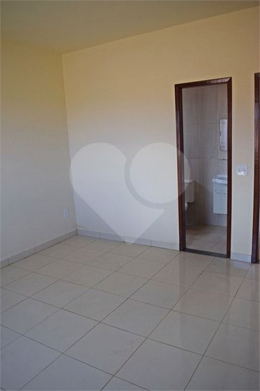 Casa à venda com 2 quartos, 360m² - Foto 6