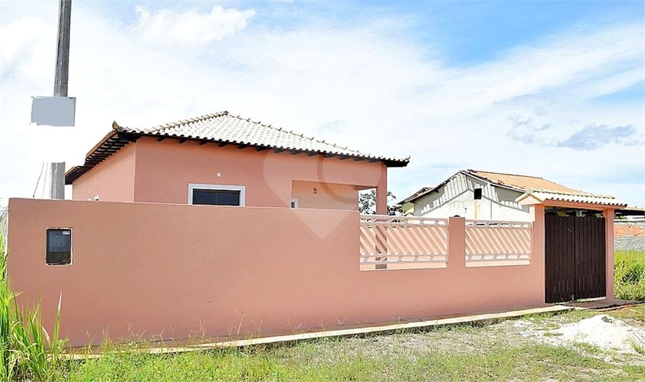 Casa à venda com 2 quartos, 360m² - Foto 1