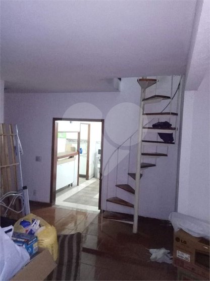 Casa à venda com 4 quartos, 198m² - Foto 3