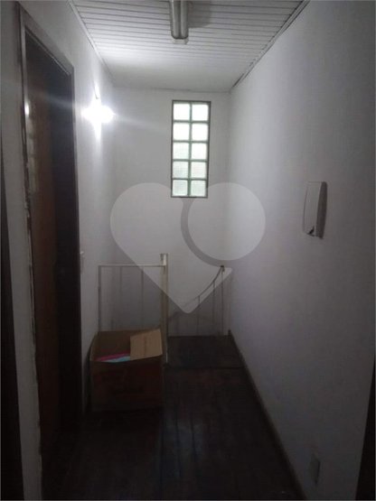 Casa à venda com 4 quartos, 198m² - Foto 19