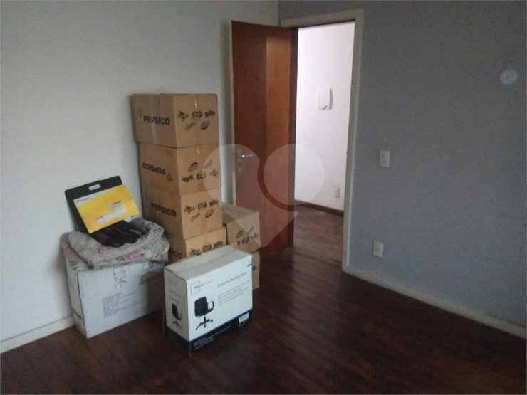 Casa à venda com 4 quartos, 198m² - Foto 15