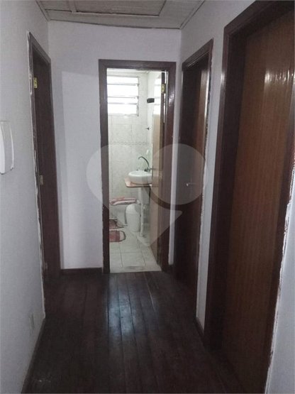 Casa à venda com 4 quartos, 198m² - Foto 11