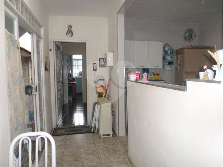 Casa à venda com 3 quartos, 170m² - Foto 18