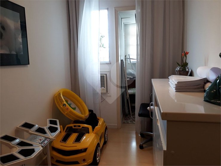 Casa à venda com 2 quartos, 140m² - Foto 10