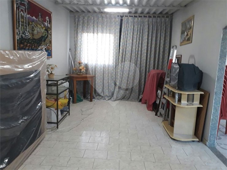 Casa à venda com 2 quartos, 180m² - Foto 8