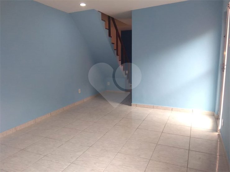 Casa à venda com 2 quartos, 155m² - Foto 5