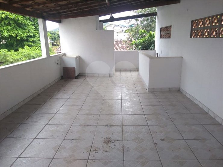 Casa à venda com 2 quartos, 155m² - Foto 24