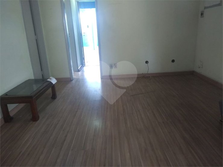 Casa à venda com 3 quartos, 335m² - Foto 11