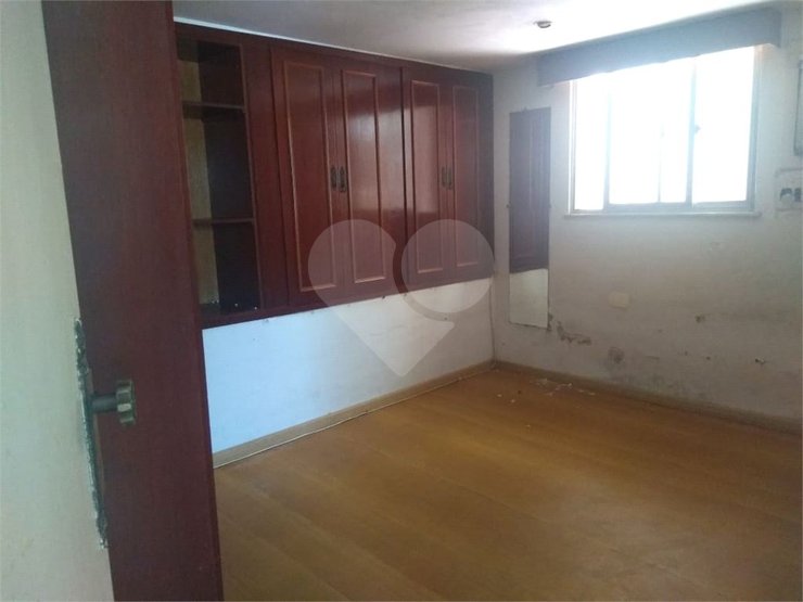 Casa à venda com 3 quartos, 335m² - Foto 33