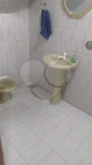 Casa à venda com 4 quartos, 200m² - Foto 19