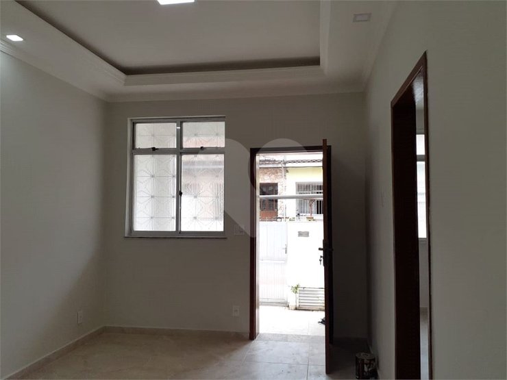 Casa à venda com 2 quartos, 110m² - Foto 4