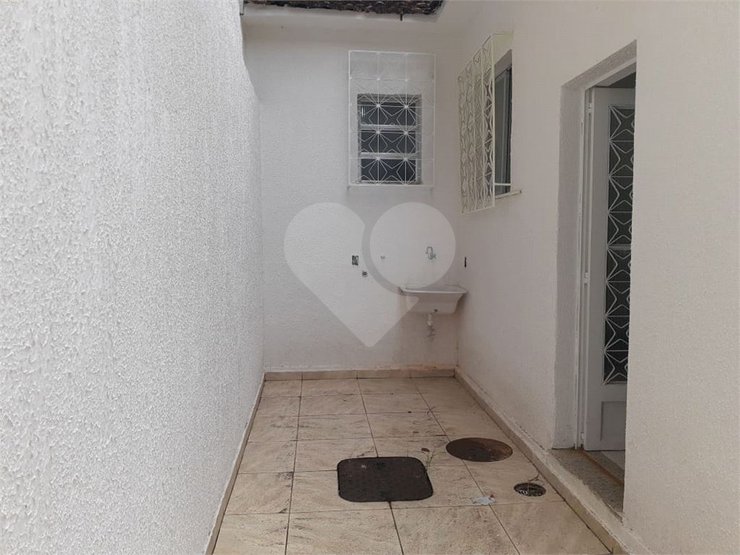 Casa à venda com 2 quartos, 110m² - Foto 26