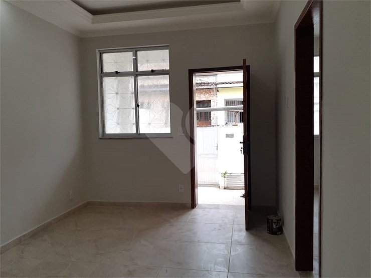 Casa à venda com 2 quartos, 110m² - Foto 3