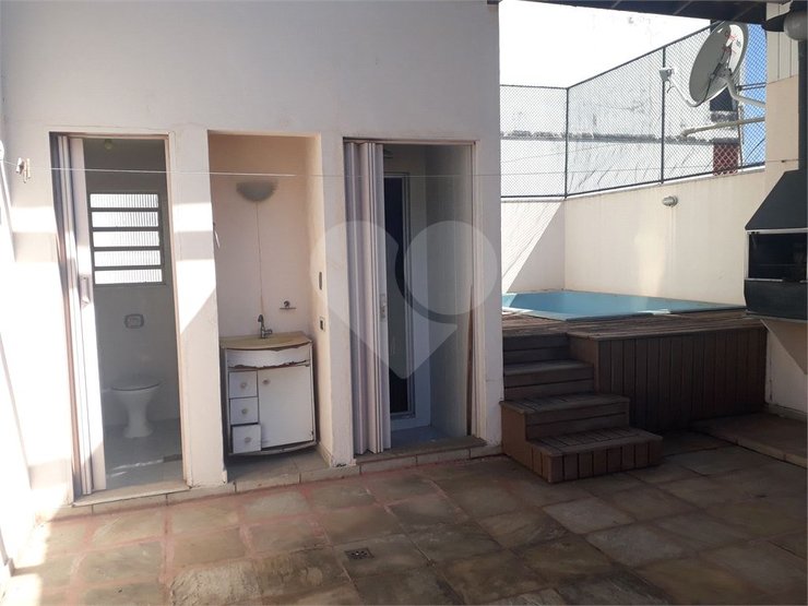 Casa à venda com 4 quartos, 156m² - Foto 15