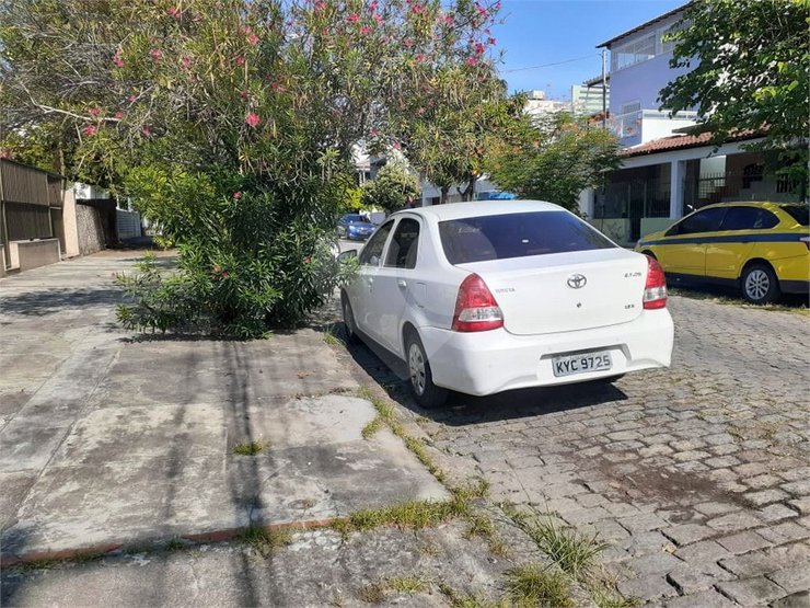 Casa à venda com 3 quartos, 390m² - Foto 16