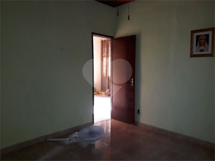 Casa à venda com 3 quartos, 167m² - Foto 5