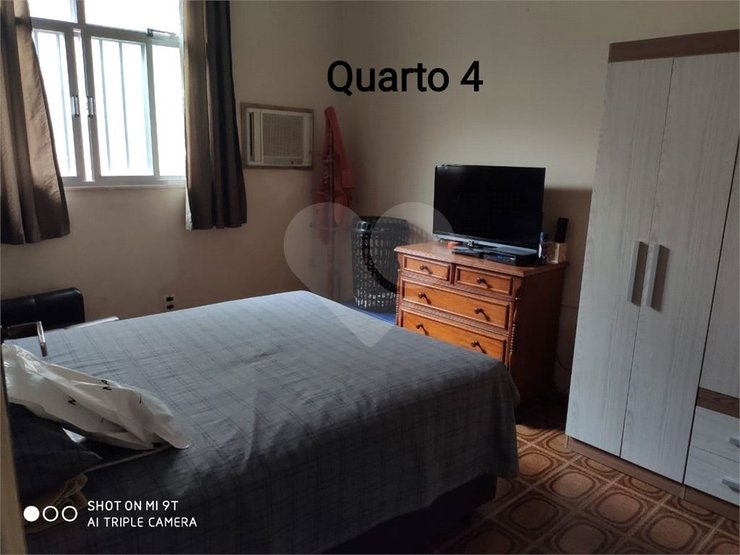 Casa à venda com 4 quartos, 200m² - Foto 11