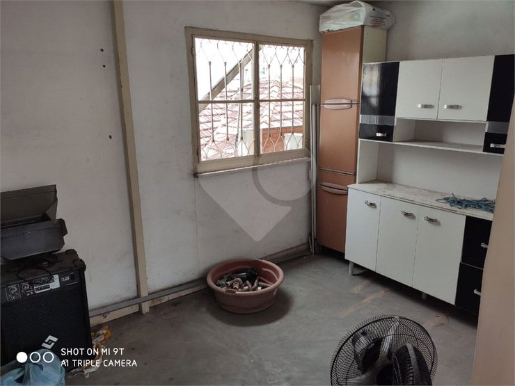 Casa à venda com 4 quartos, 200m² - Foto 17