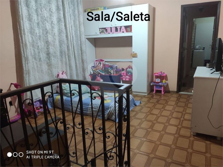 Casa à venda com 4 quartos, 200m² - Foto 4