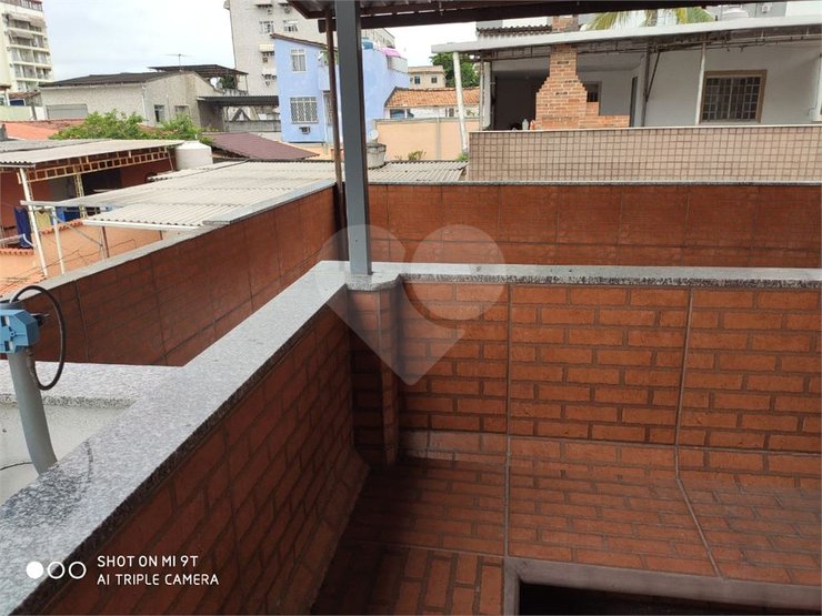 Casa à venda com 4 quartos, 200m² - Foto 23