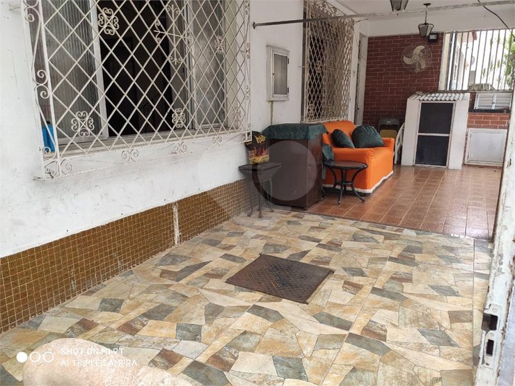 Casa à venda com 4 quartos, 200m² - Foto 20