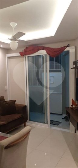 Casa à venda com 2 quartos, 90m² - Foto 2