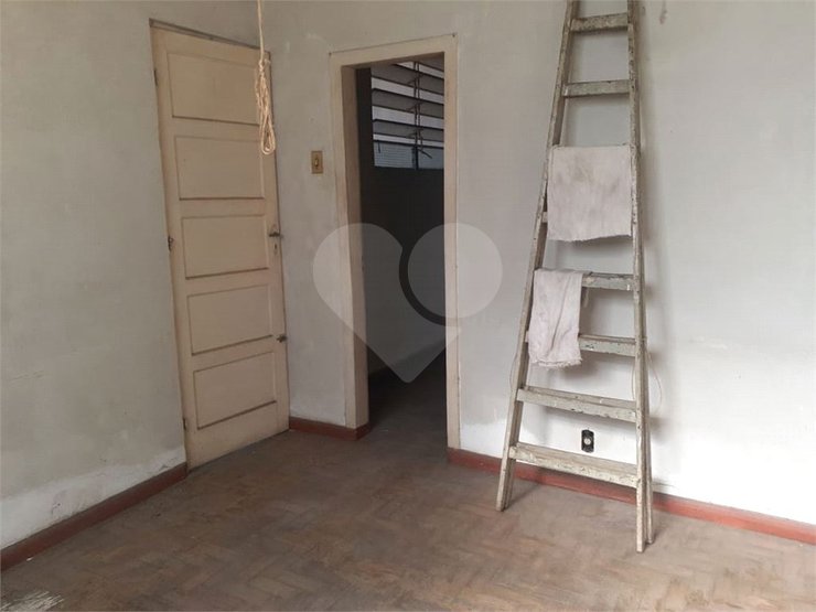 Casa à venda com 1 quarto, 80m² - Foto 3