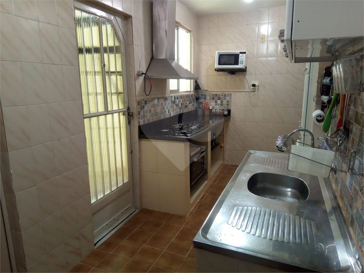 Casa à venda com 2 quartos, 140m² - Foto 19