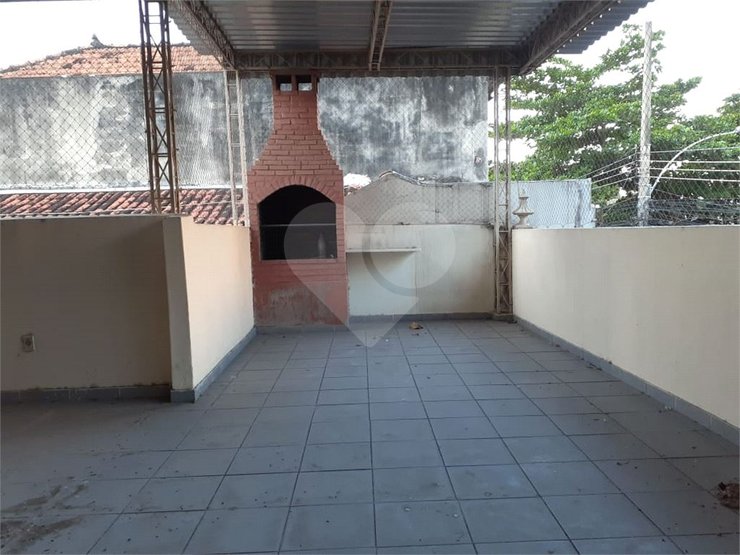 Casa à venda com 3 quartos, 300m² - Foto 16