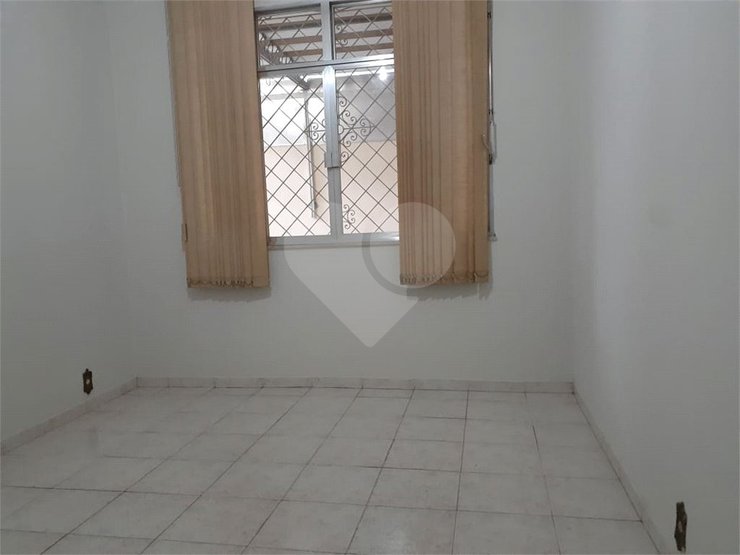 Casa à venda com 3 quartos, 300m² - Foto 4