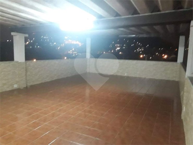 Casa à venda com 3 quartos, 197m² - Foto 20