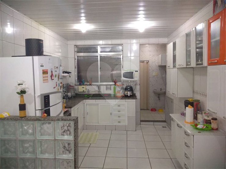 Casa à venda com 3 quartos, 197m² - Foto 12