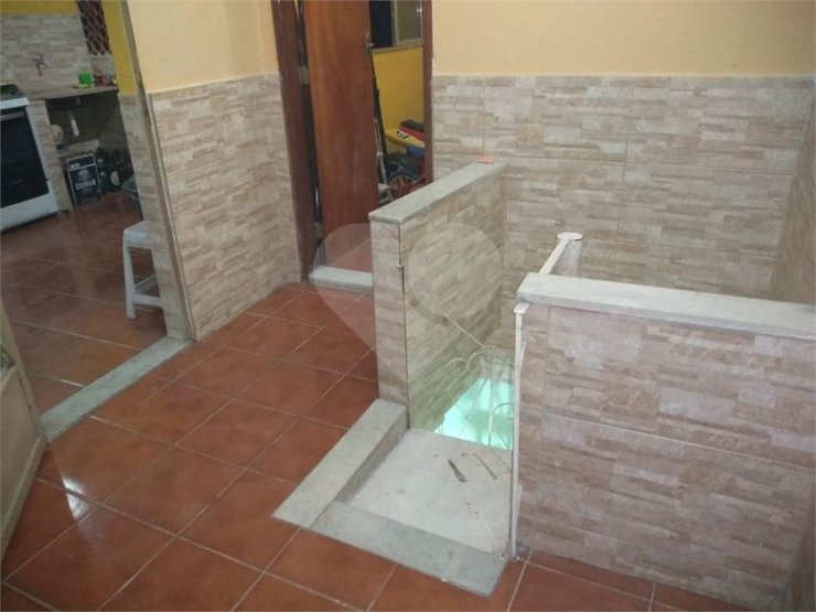 Casa à venda com 3 quartos, 197m² - Foto 17