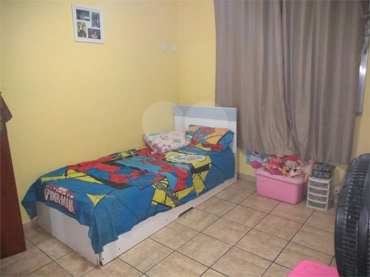 Casa à venda com 3 quartos, 197m² - Foto 8