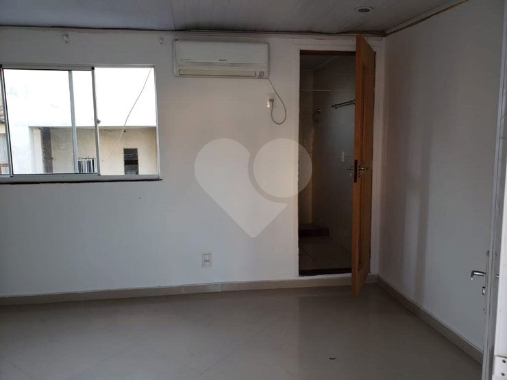 Casa de Condomínio à venda com 3 quartos, 150m² - Foto 4