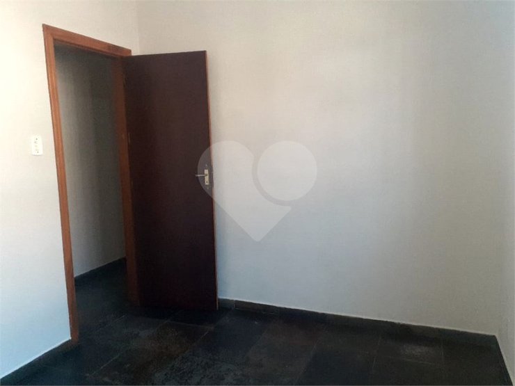 Casa à venda com 2 quartos, 138m² - Foto 13