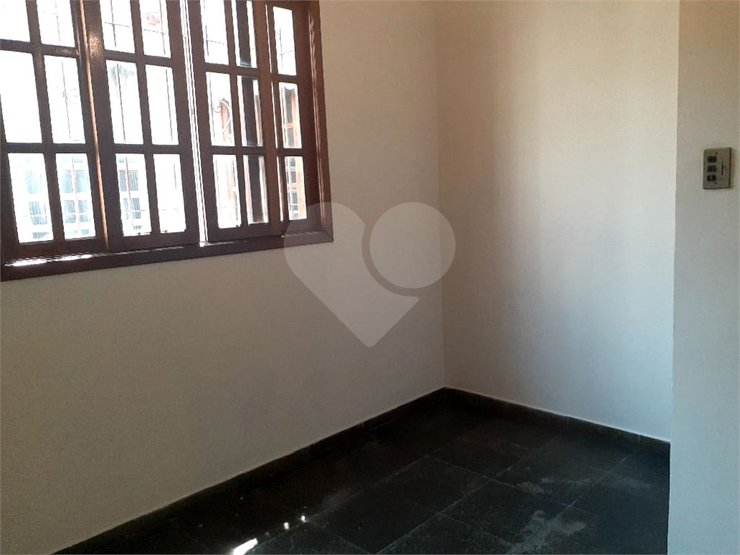 Casa à venda com 2 quartos, 138m² - Foto 12