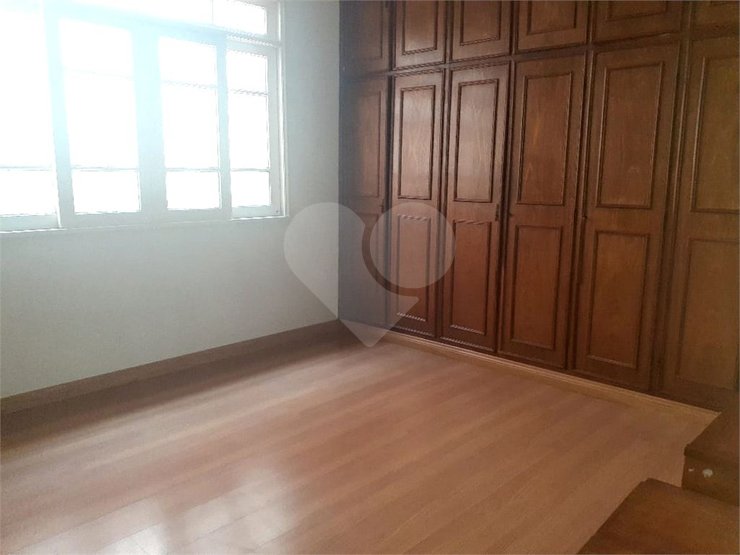 Casa à venda com 4 quartos, 360m² - Foto 15