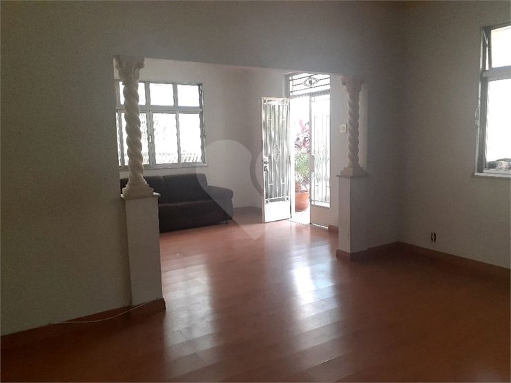 Casa à venda com 4 quartos, 360m² - Foto 3