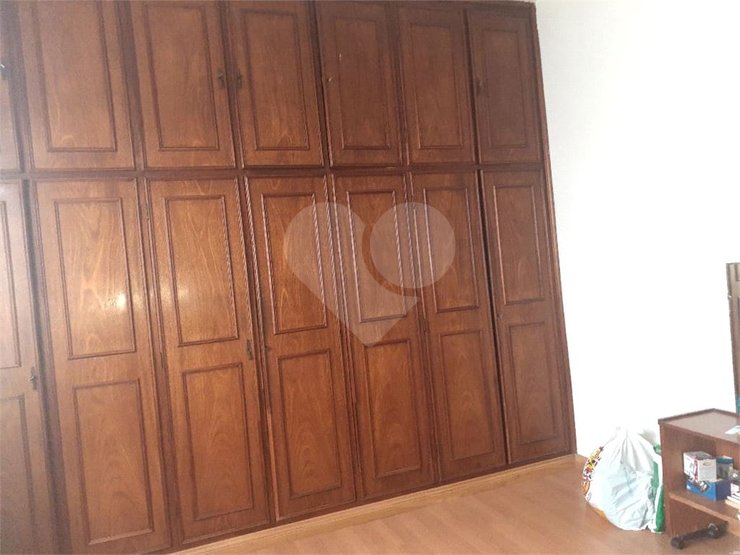 Casa à venda com 4 quartos, 360m² - Foto 17