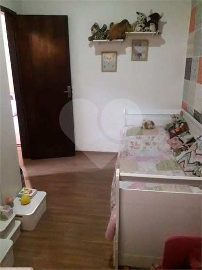 Casa à venda com 2 quartos, 90m² - Foto 3