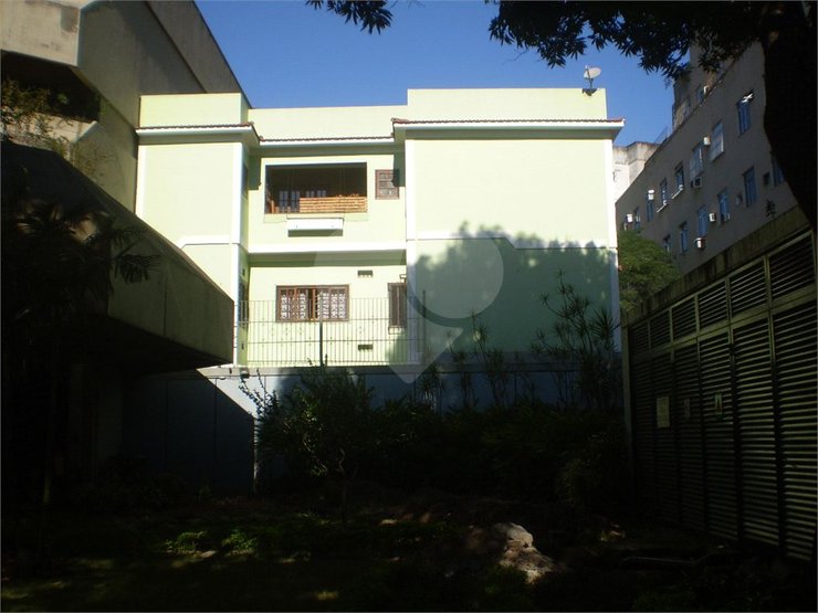 Casa à venda com 2 quartos, 75m² - Foto 22